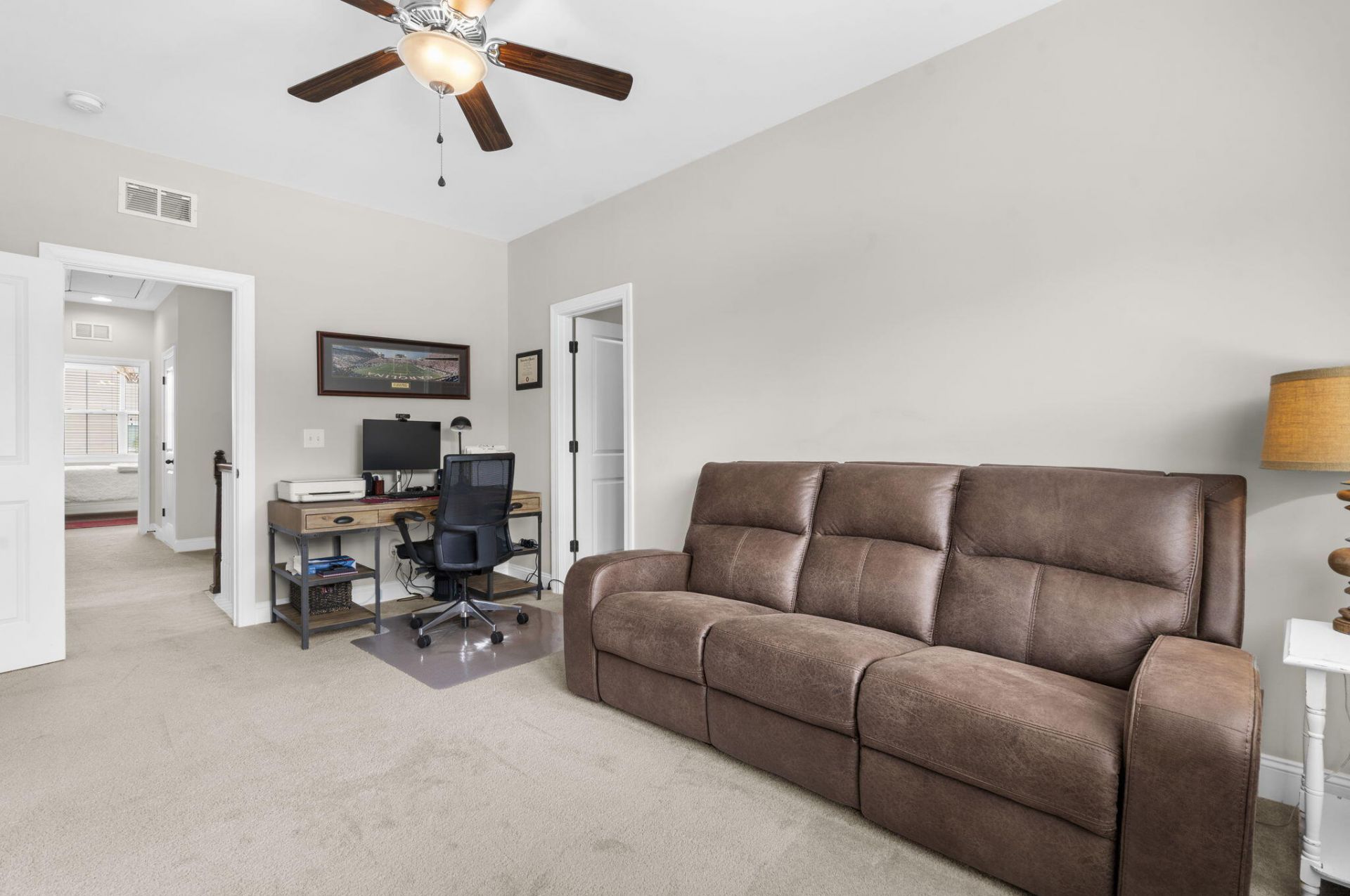 3333 Stockdale Street Photo 18