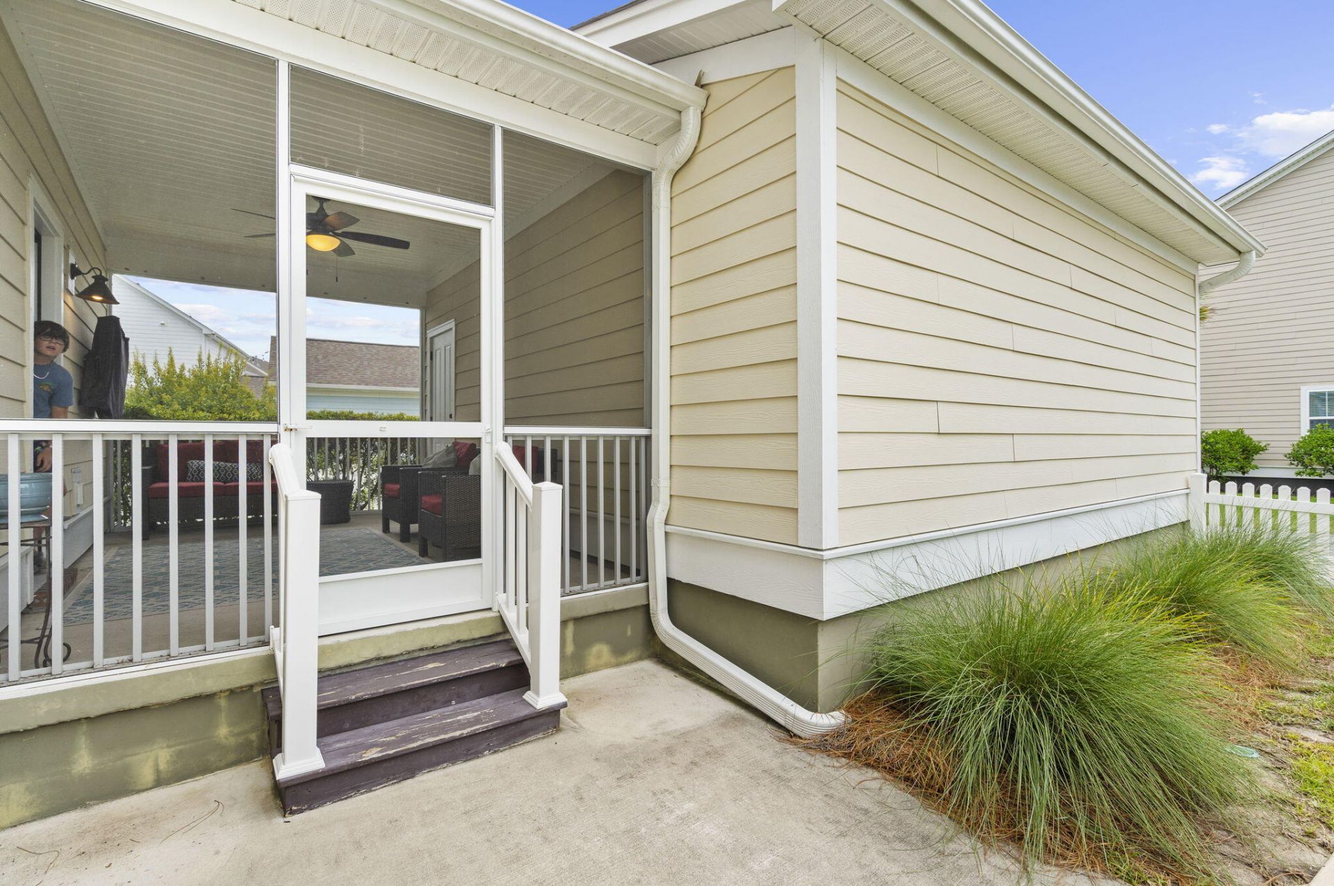 3333 Stockdale Street Photo 29