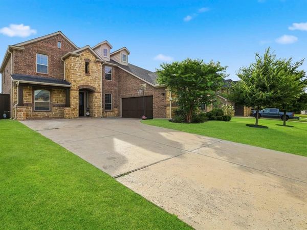 3301 Stone Canyon Drive, Mansfield, TX 76063