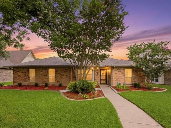219 Hemlock Drive, Richardson, TX 75081