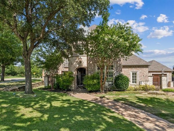 2601 Sir Castor Court, Lewisville, TX 75056