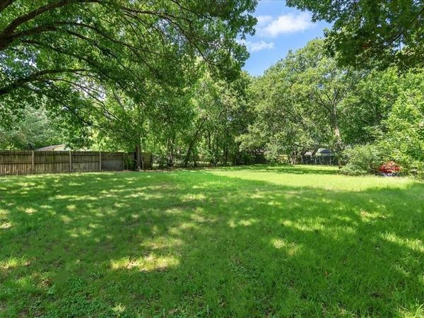 1311 S Clements Street , Gainesville, TX 76240