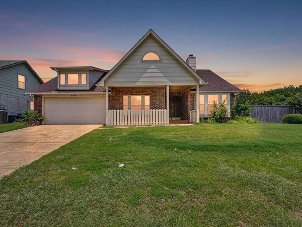 3408 Meadowview Drive , Corinth, TX 76210