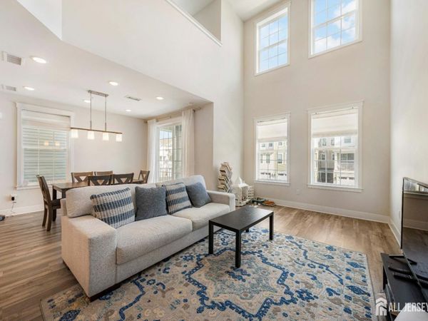 707 Station Road , Dunellen, NJ 08812