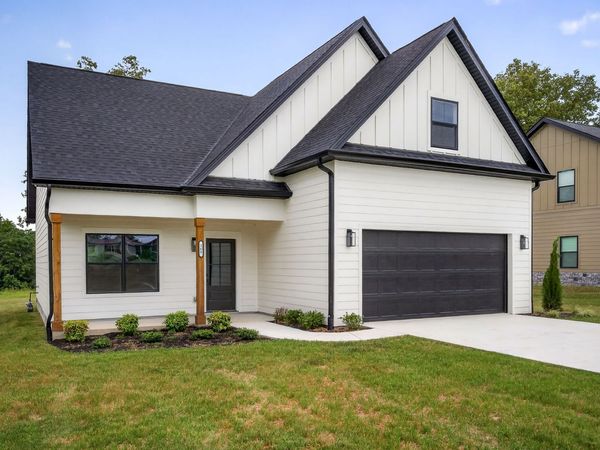 165 Cripps Ln , Smithville, TN 37166