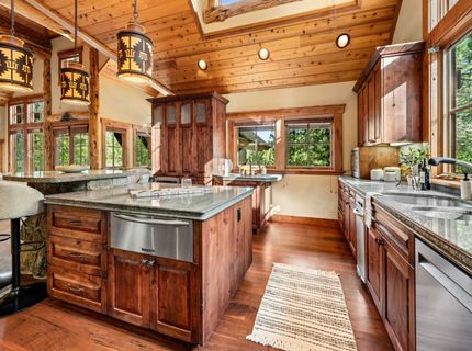 8401 Jake Teeter, Truckee, CA 96161 Photo