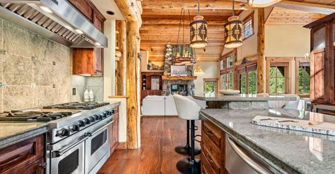 8401 Jake Teeter, Truckee, CA 96161 Photo