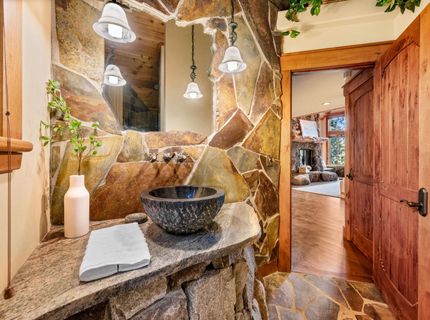 8401 Jake Teeter, Truckee, CA 96161 Photo