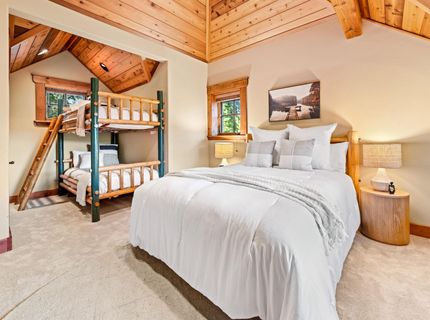 8401 Jake Teeter, Truckee, CA 96161 Photo