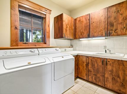 8401 Jake Teeter, Truckee, CA 96161 Photo