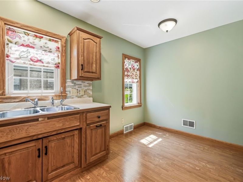 1102 E 9th Street, Salem, OH 44460 Photo 16