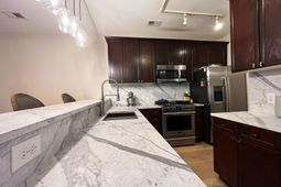 1108 Grove Park photo 4