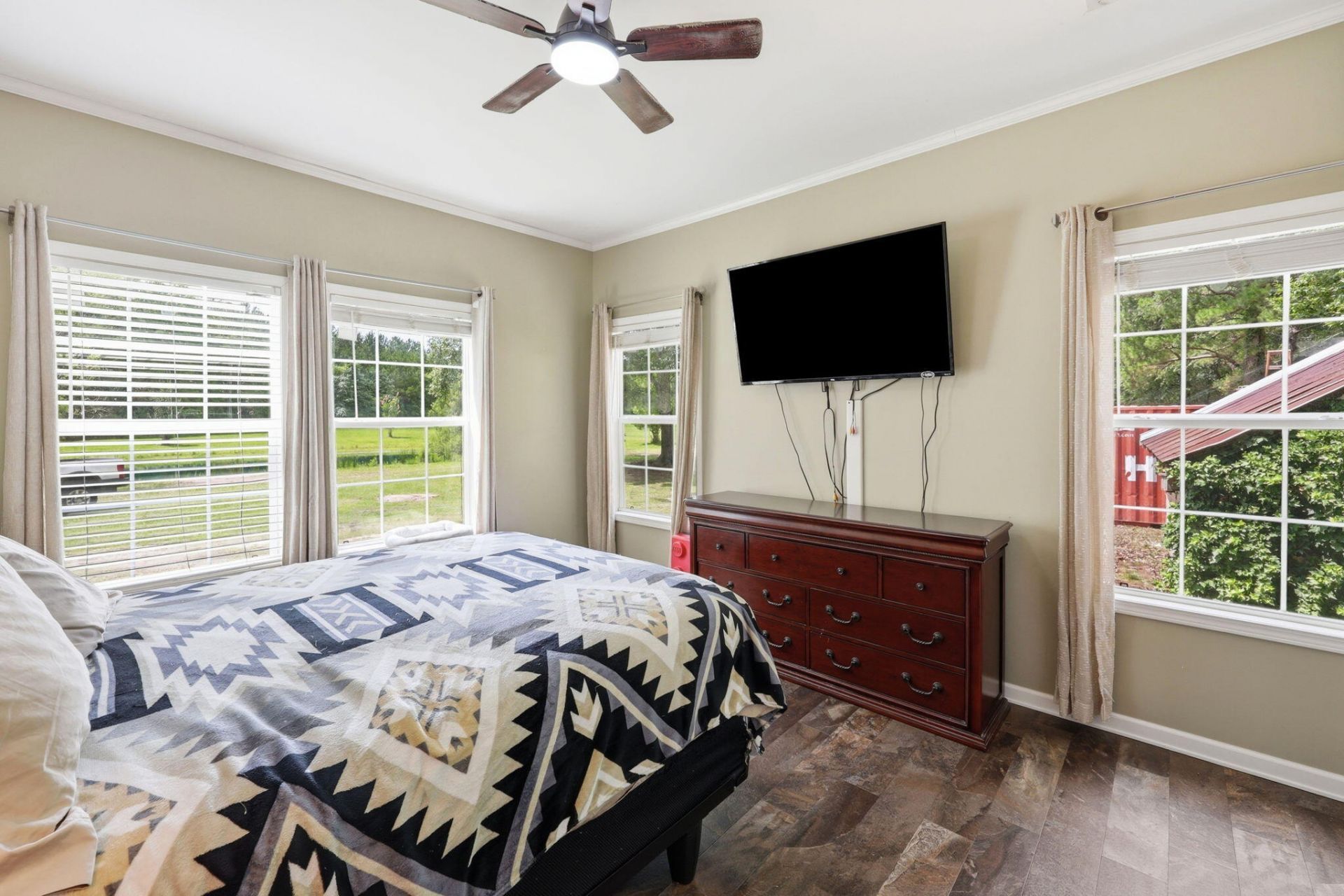 10806 Bells Highway Photo 21