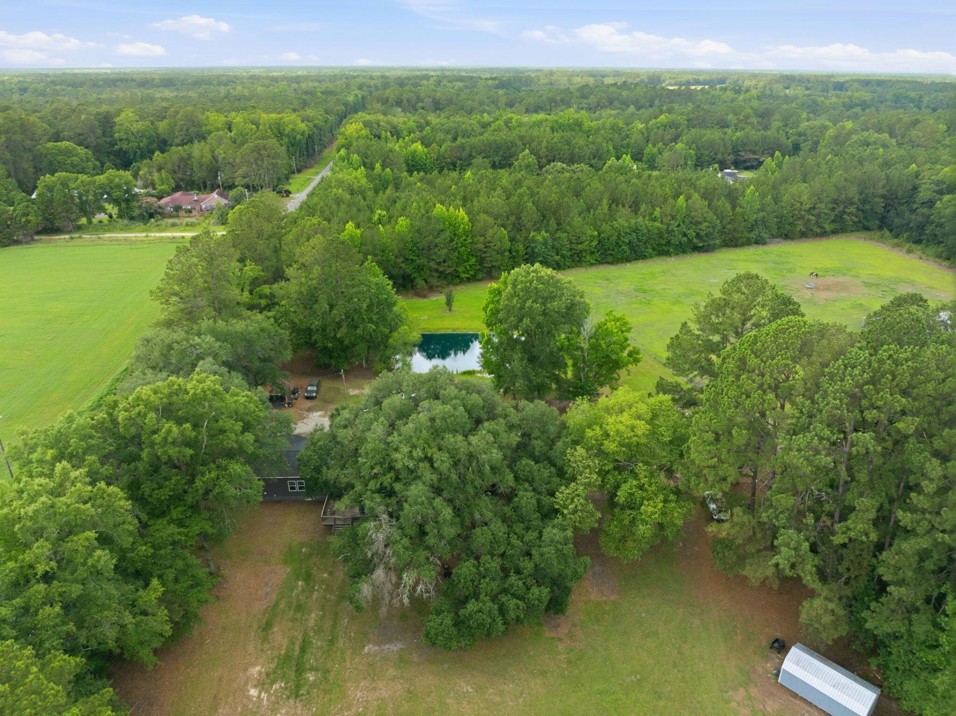 10806 Bells Highway Photo 45