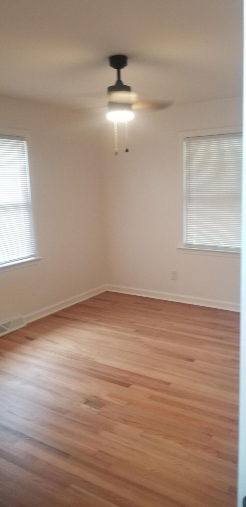 1439 Allen Street Photo 24