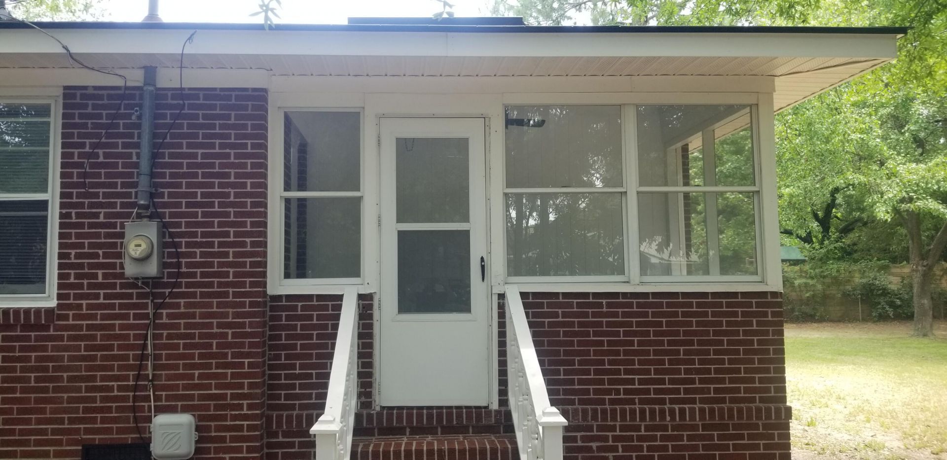 1439 Allen Street Photo 5