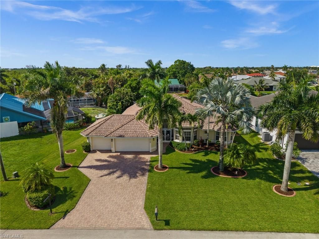 2106 SE 20th Ln, Cape Coral, FL 33990 Photo