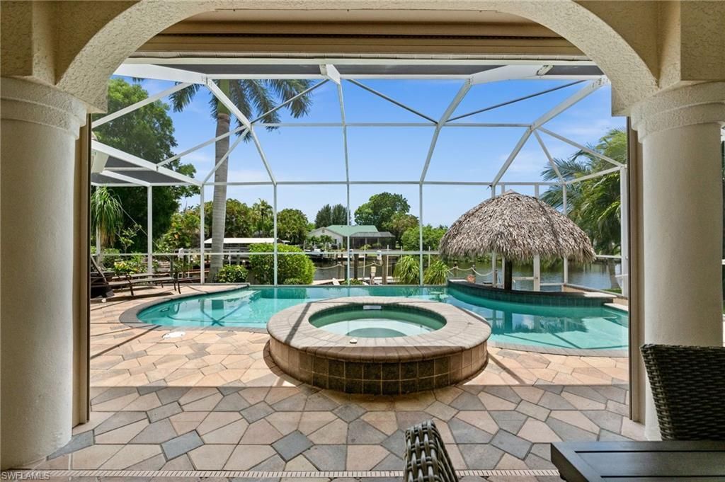 2106 SE 20th Ln, Cape Coral, FL 33990 Photo