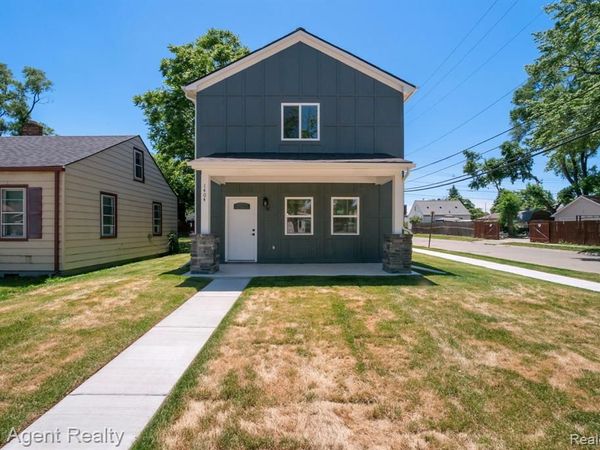 1404 E George Avenue, Hazel Park, MI 48030