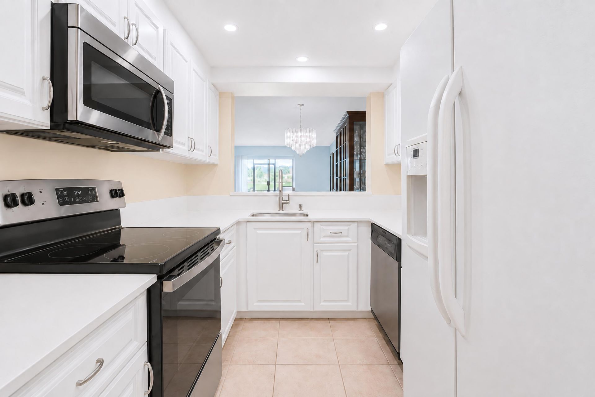 7892 Willow Springs Drive, Unit #1517, Greenacres, FL 33467 Photo