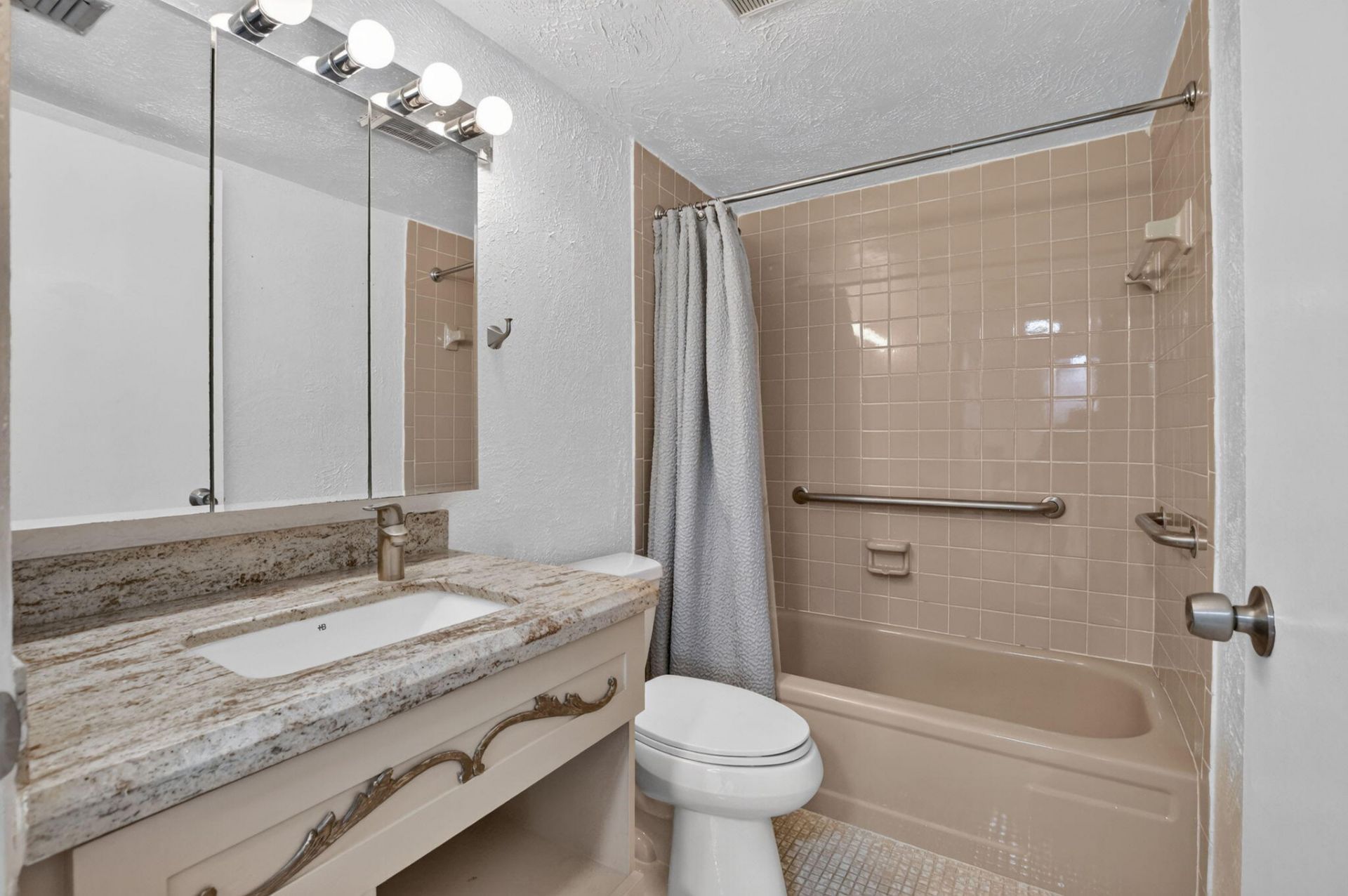 1700 NW 80th Avenue, Unit 104, Margate, FL 33063 Photo