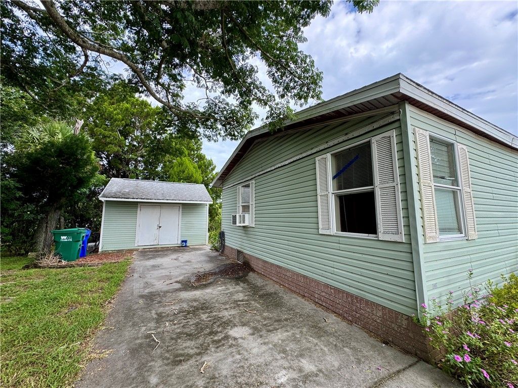 829 High Street, Sebastian, FL 32958 Photo
