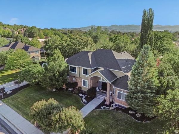 10664 S TRAILRIDGE CIR , Sandy, UT 84092