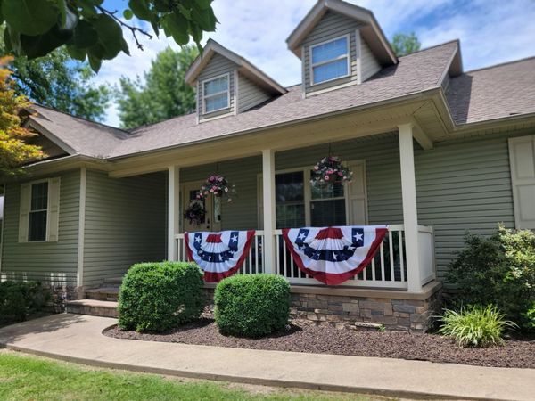 1101 Main Street , Carterville, IL 62918