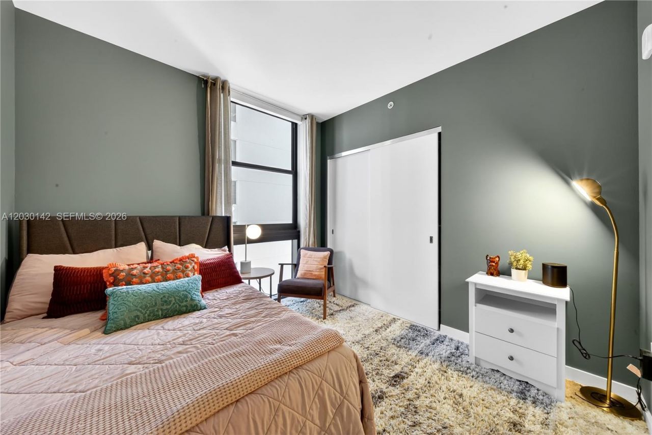 1010 Brickell Ave , Unit 2905, Miami, FL 33131 Photo