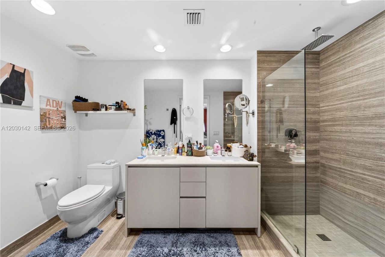 1010 Brickell Ave , Unit 2905, Miami, FL 33131 Photo