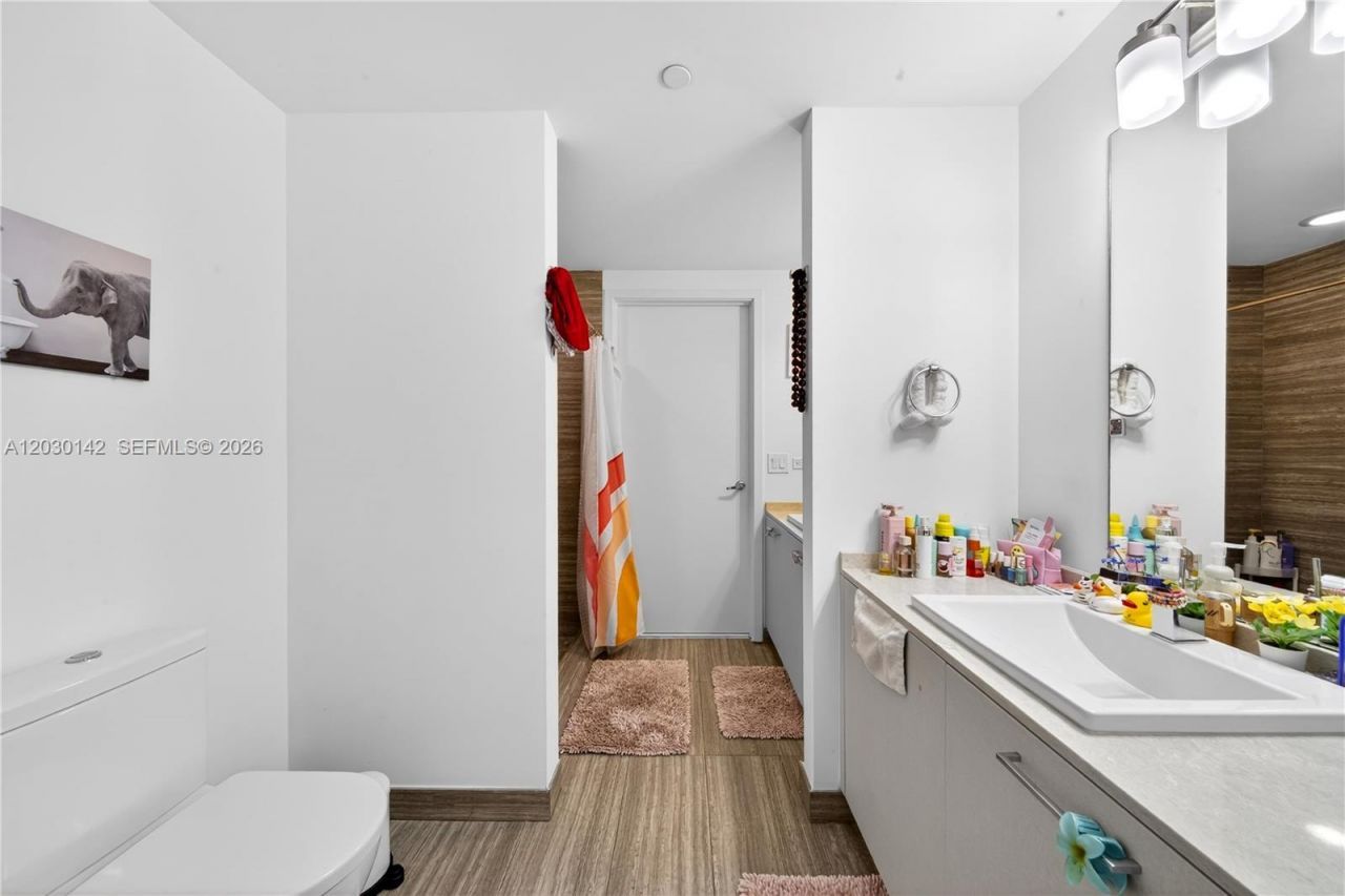 1010 Brickell Ave , Unit 2905, Miami, FL 33131 Photo