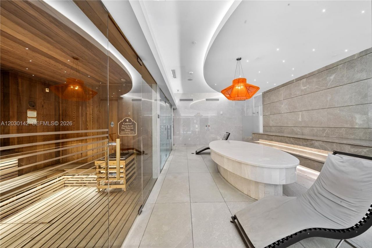 1010 Brickell Ave , Unit 2905, Miami, FL 33131 Photo