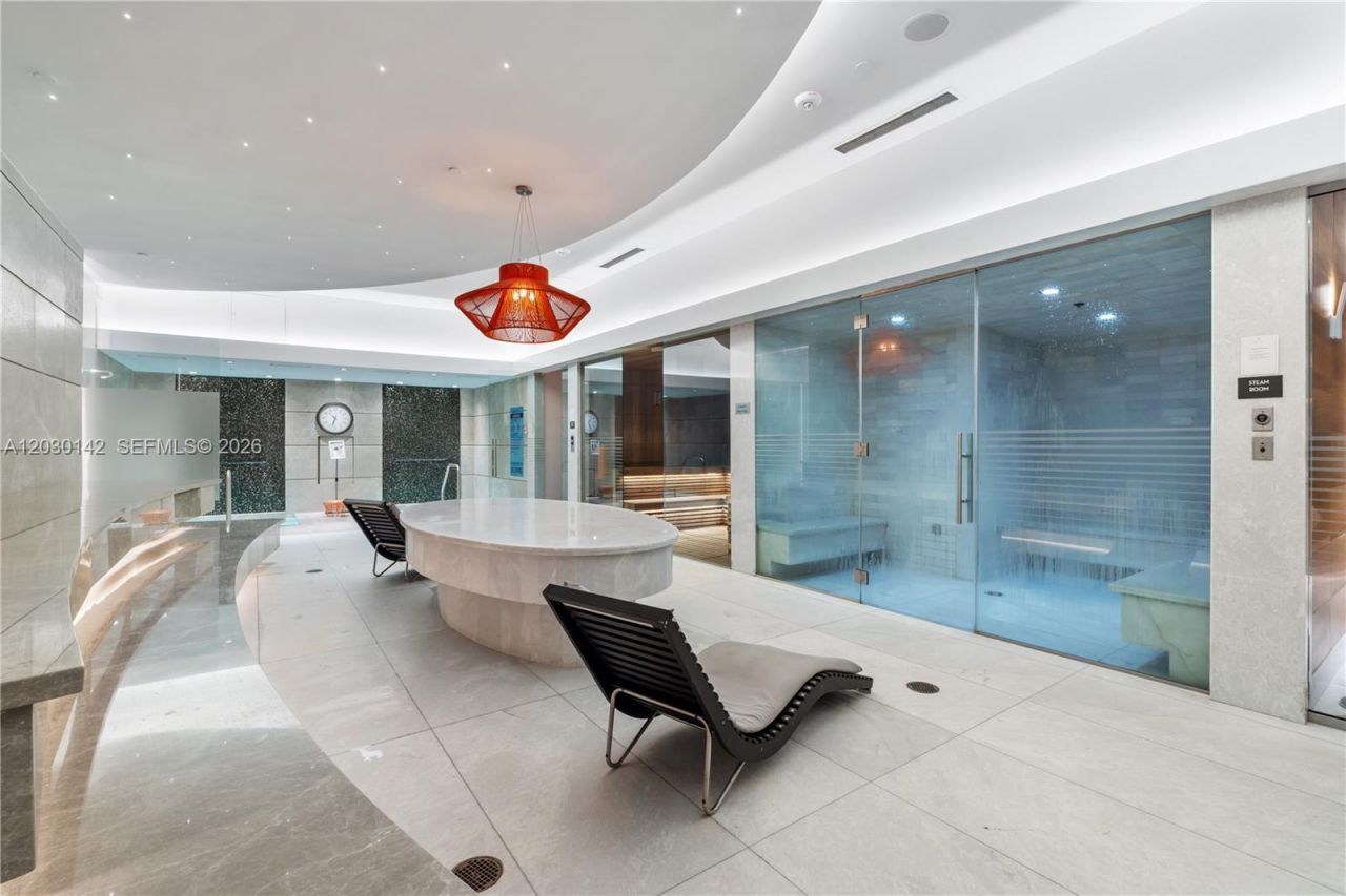 1010 Brickell Ave , Unit 2905, Miami, FL 33131 Photo