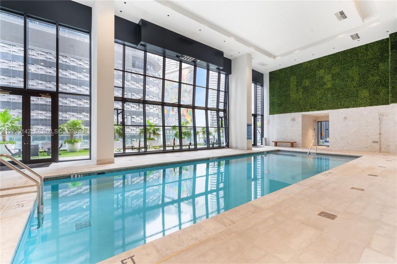 1010 Brickell Ave , Unit 2905, Miami, FL 33131 Photo