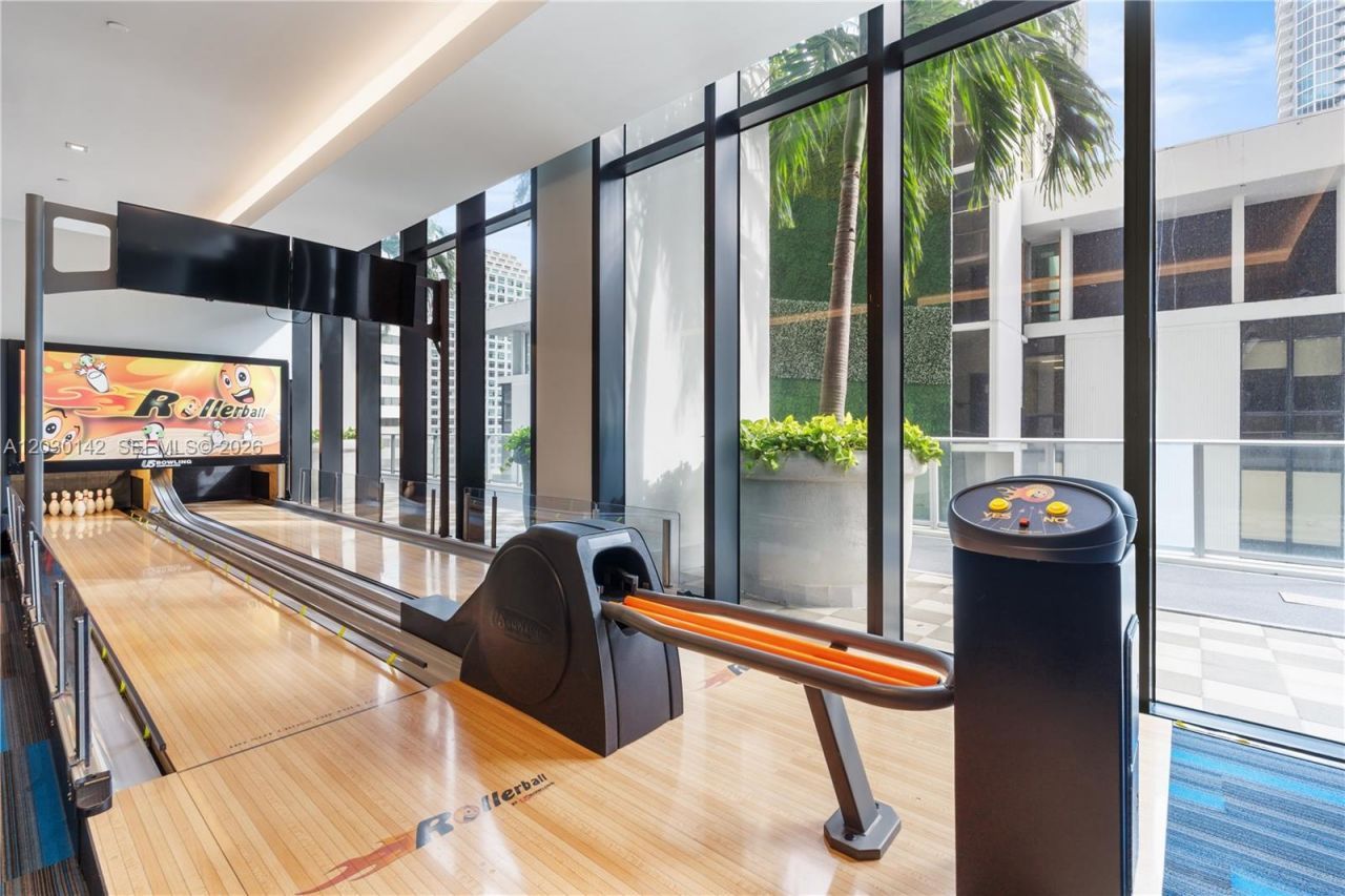 1010 Brickell Ave , Unit 2905, Miami, FL 33131 Photo
