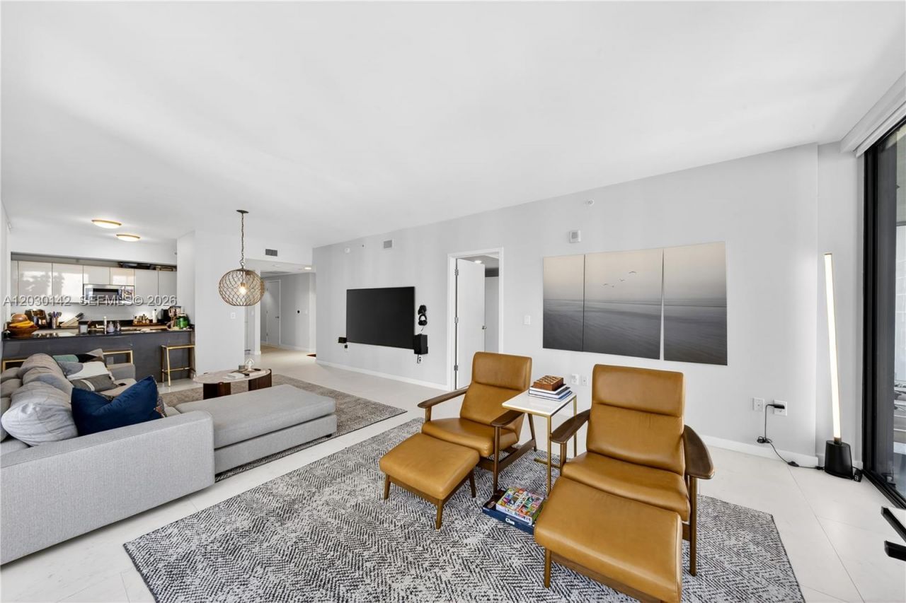 1010 Brickell Ave , Unit 2905, Miami, FL 33131 Photo