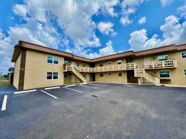 5771 SW 36th Ct , Unit 301, Davie, FL 33314