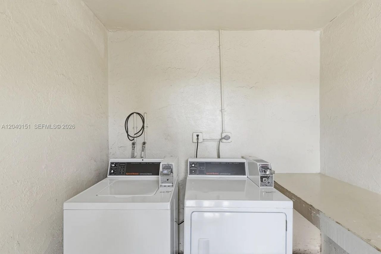 5771 SW 36th Ct , Unit 301, Davie, FL 33314 Photo