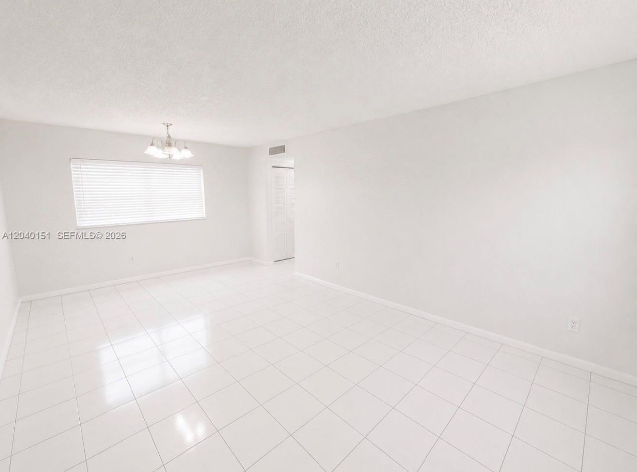 5771 SW 36th Ct , Unit 301, Davie, FL 33314 Photo