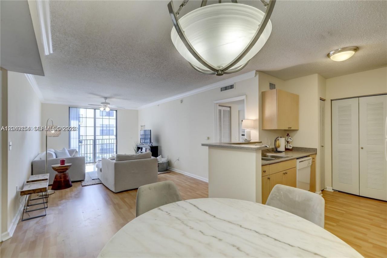1919 Van Buren St , Unit 620A, Hollywood, FL 33020 Photo