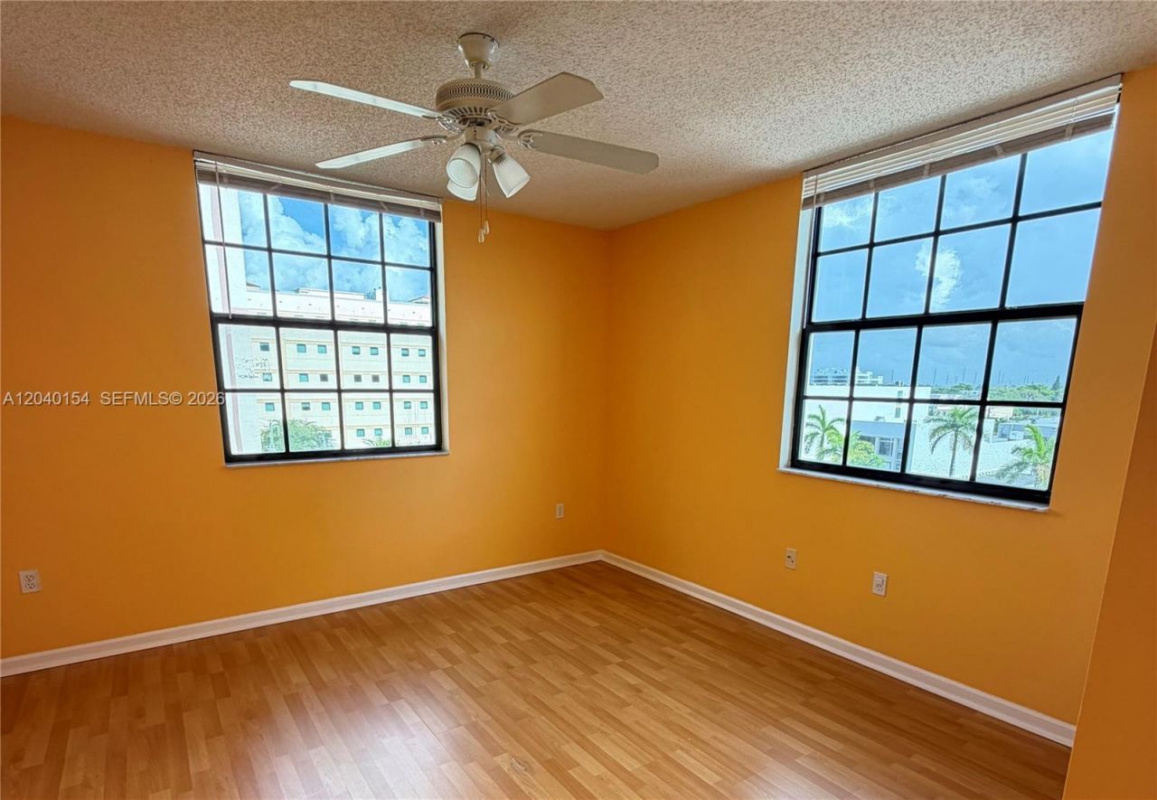 1919 Van Buren St, Unit 620A, Hollywood, FL 33020 Photo