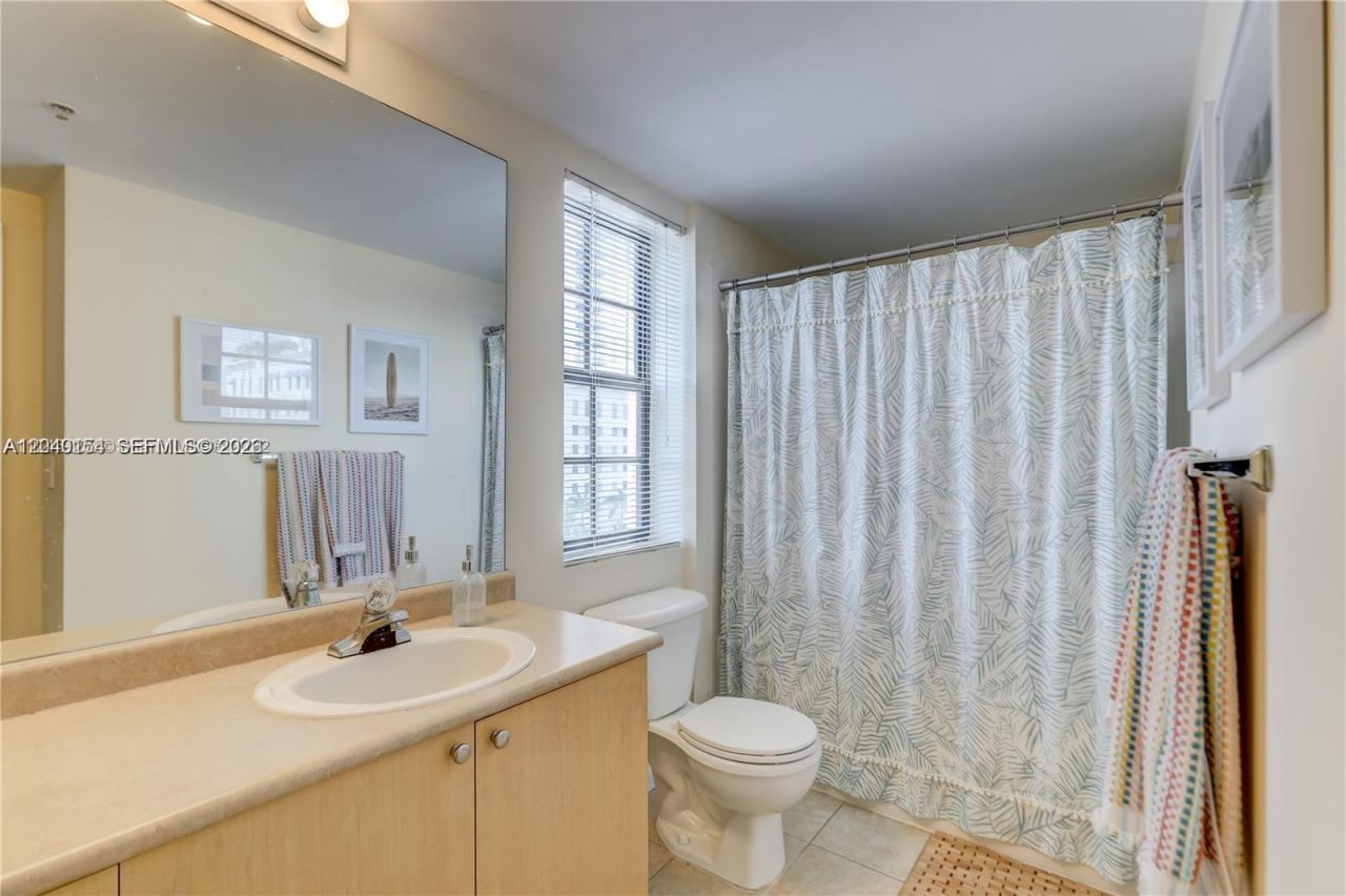 1919 Van Buren St , Unit 620A, Hollywood, FL 33020 Photo