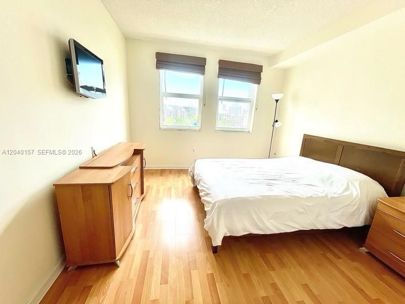 17150 N Bay Rd, Unit 2912, Sunny Isles Beach, FL 33160 Photo