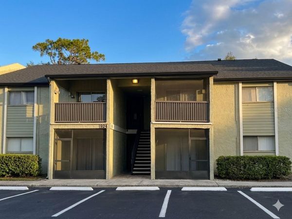 924 LAKE DESTINY ROAD , Unit E, ALTAMONTE SPRINGS, FL 32714