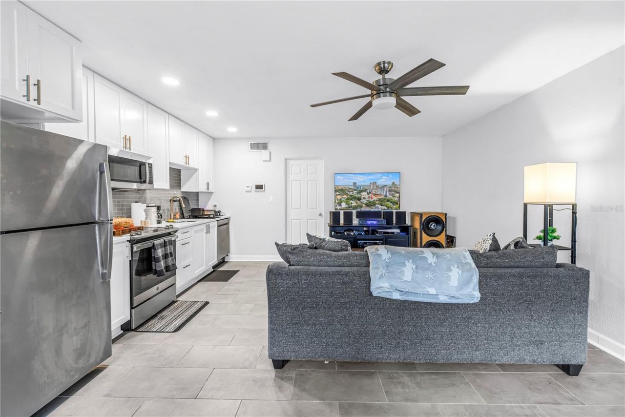 555 3rd Street N, Unit 13, Saint Petersburg, FL 33701 Photo