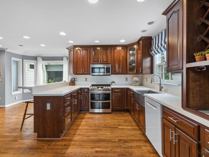8709 Sturbridge Drive, Sycamore Township, OH 45236 Photo 11