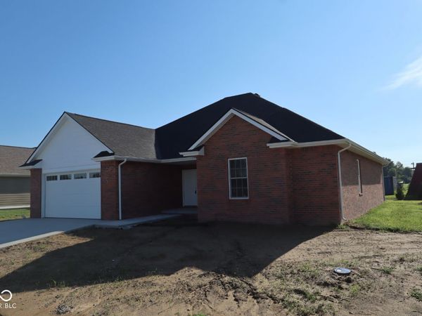3891 Autumn Way , Seymour, IN 47274