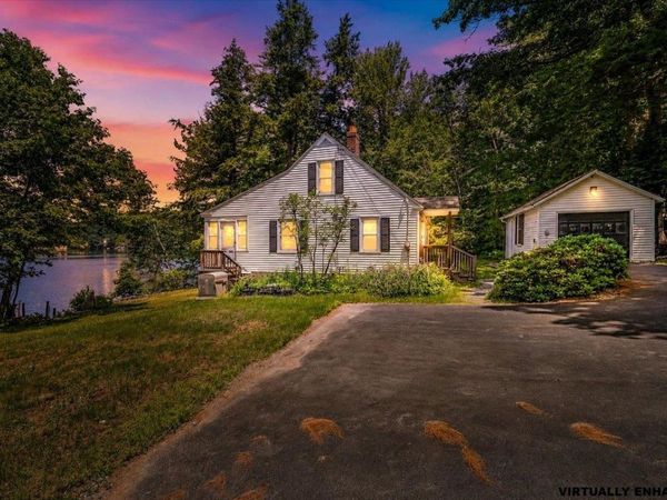 52 Berry Road, Loudon, NH 03307