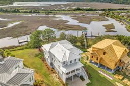 545 Towles Crossing Drive photo 4