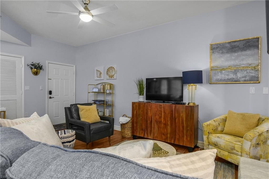 451 Bayfront Pl, Unit 5201, Naples, FL 34102 Photo